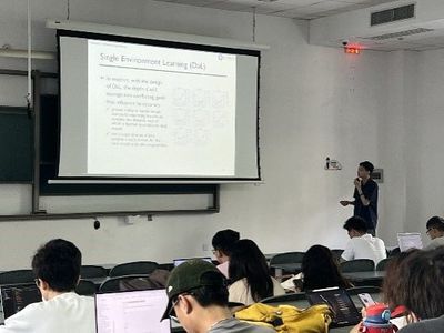 上海軟件開發前沿探索 第九屆“研究生學術交流月”計算機科學與工程學院（網絡空間安全學院）系列高水平課程講座紀實